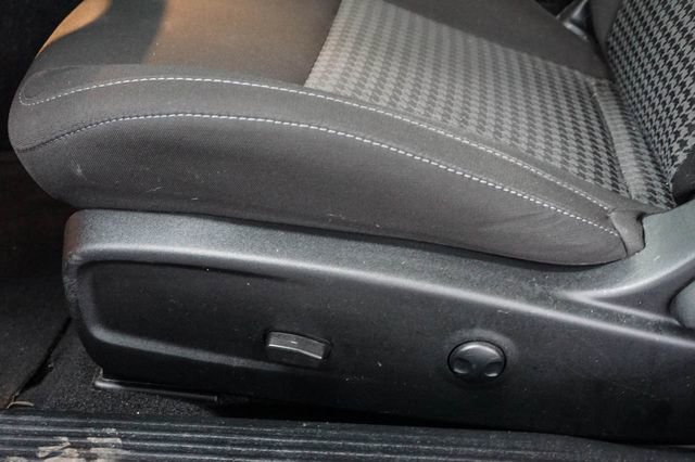 Used 2022 Dodge Challenger R/T image 9