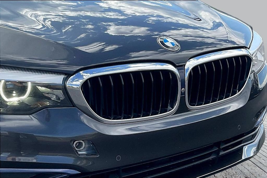 Used 2019 BMW 540i xDrive w/ Convenience Package AWD/4WD image 32