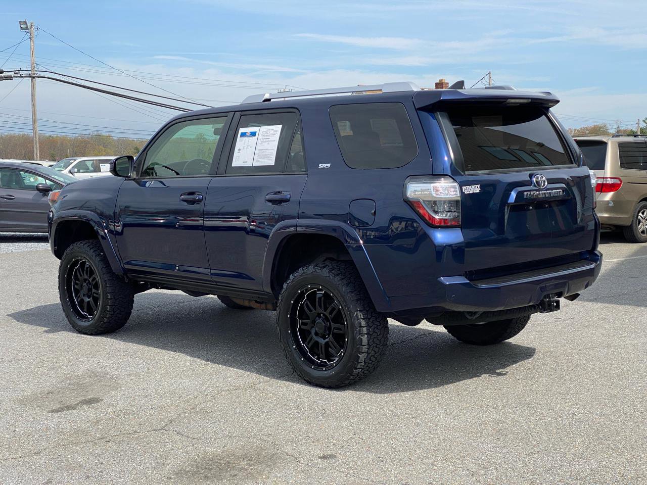 Used 2018 Toyota 4Runner SR5 image 2