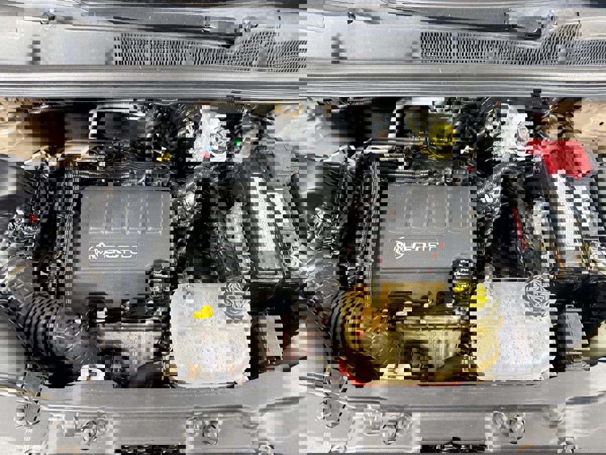 Used 2018 Buick Encore Preferred image 31