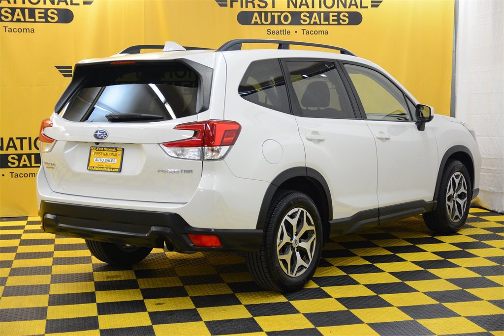 Used 2021 Subaru Forester Premium image 10