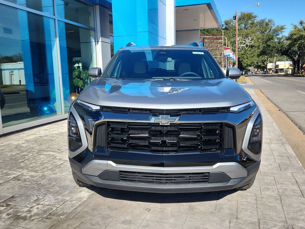 New 2026 Chevrolet Equinox ACTIV w/ LPO, Floor Liner Package image 2