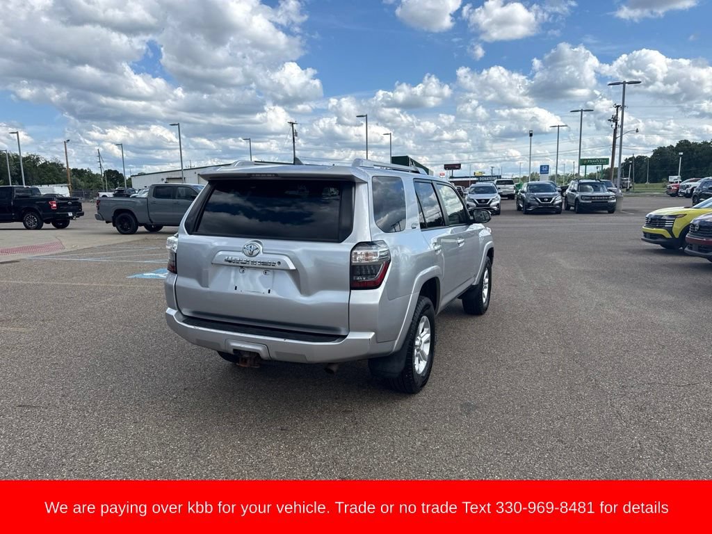 Used 2016 Toyota 4Runner SR5 AWD/4WD image 8