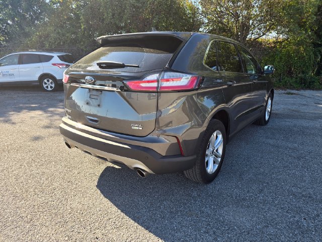 Used 2019 Ford Edge SEL w/ Equipment Group 201A AWD/4WD image 3