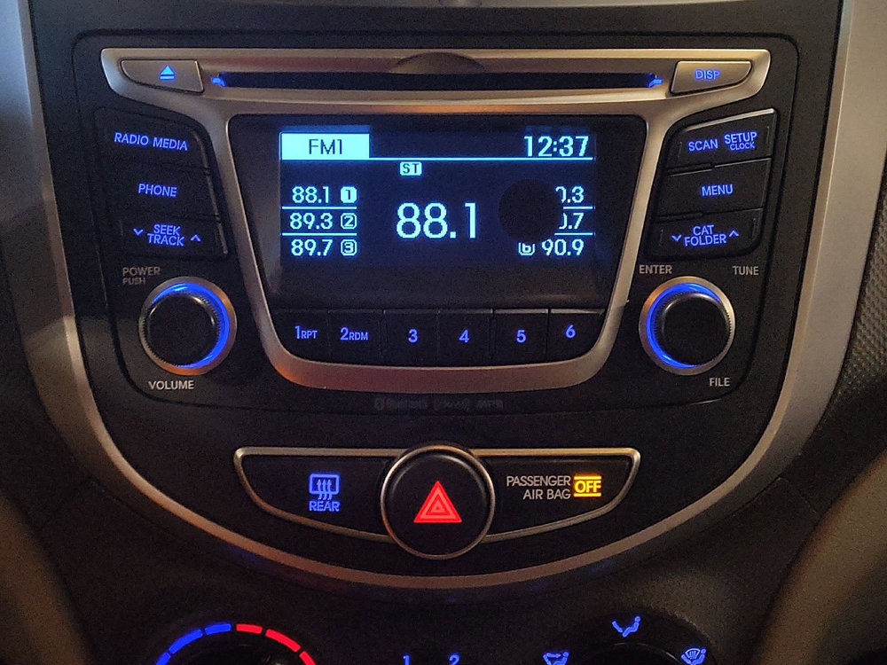 Used 2017 Hyundai Accent Value Edition FWD image 25