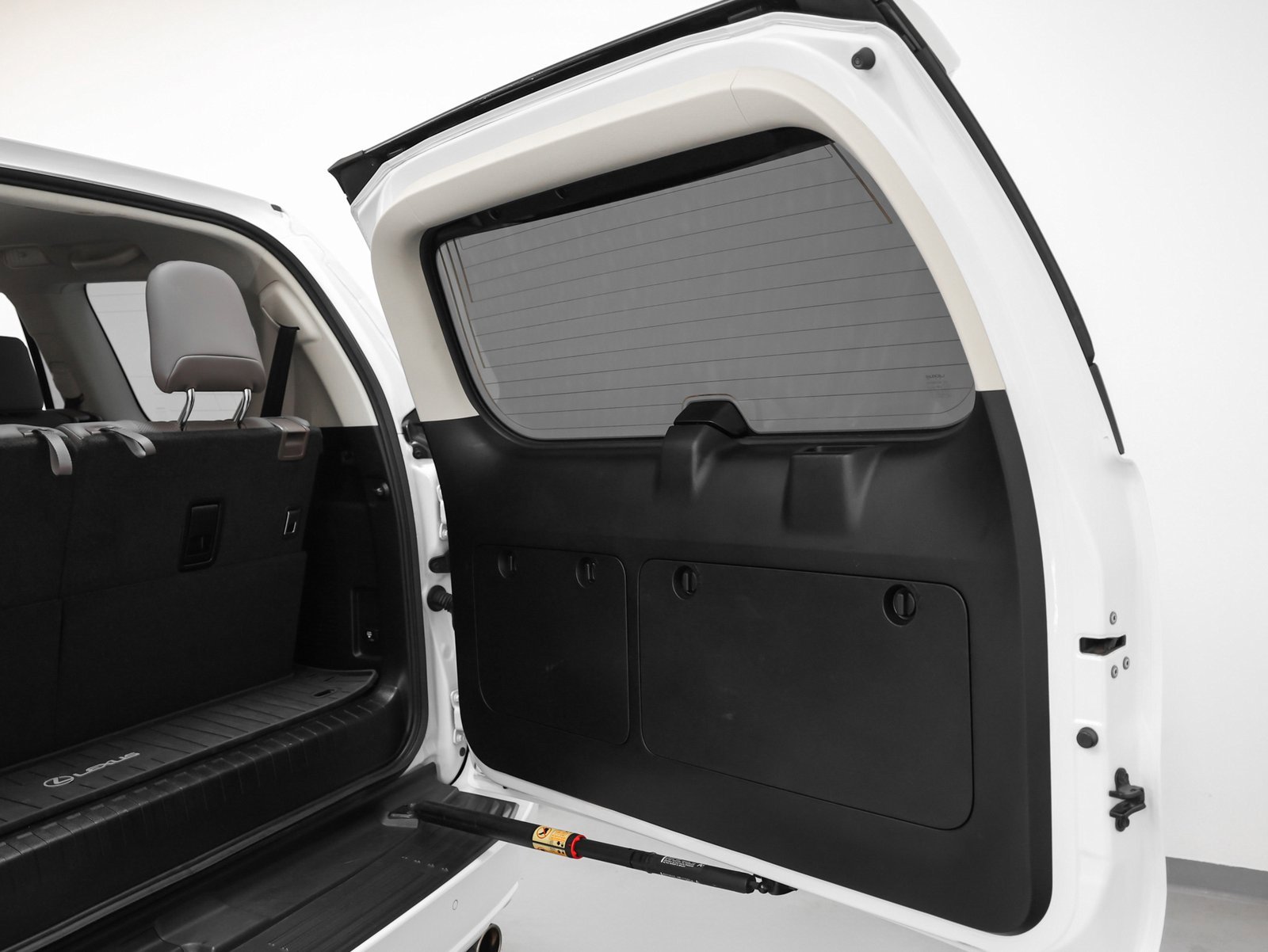 Used 2022 Lexus GX 460 Premium w/ Premium Package image 17