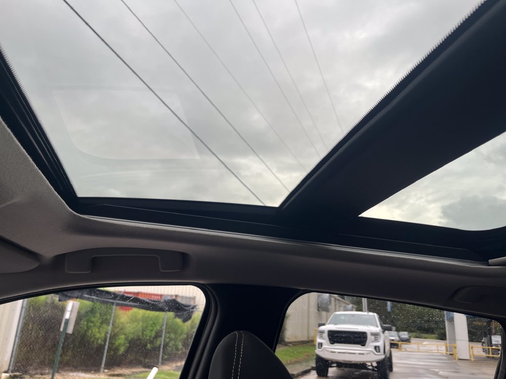 New 2027 Nissan Kicks SV AWD/4WD image 27