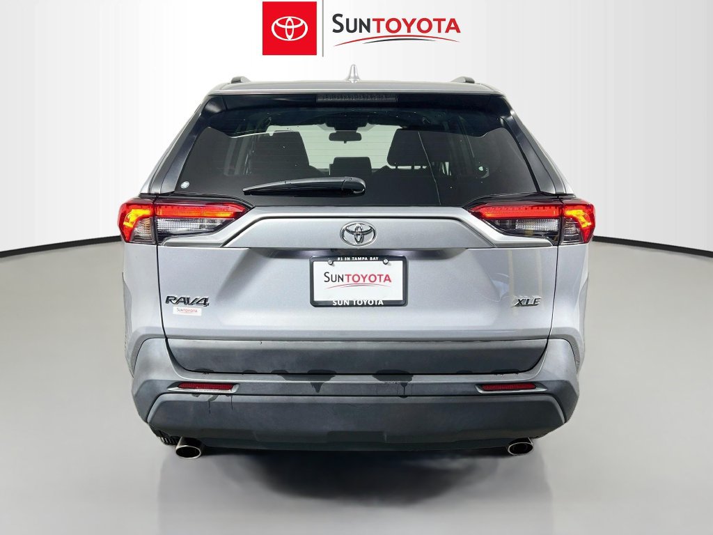 Used 2024 Toyota RAV4 XLE FWD image 5