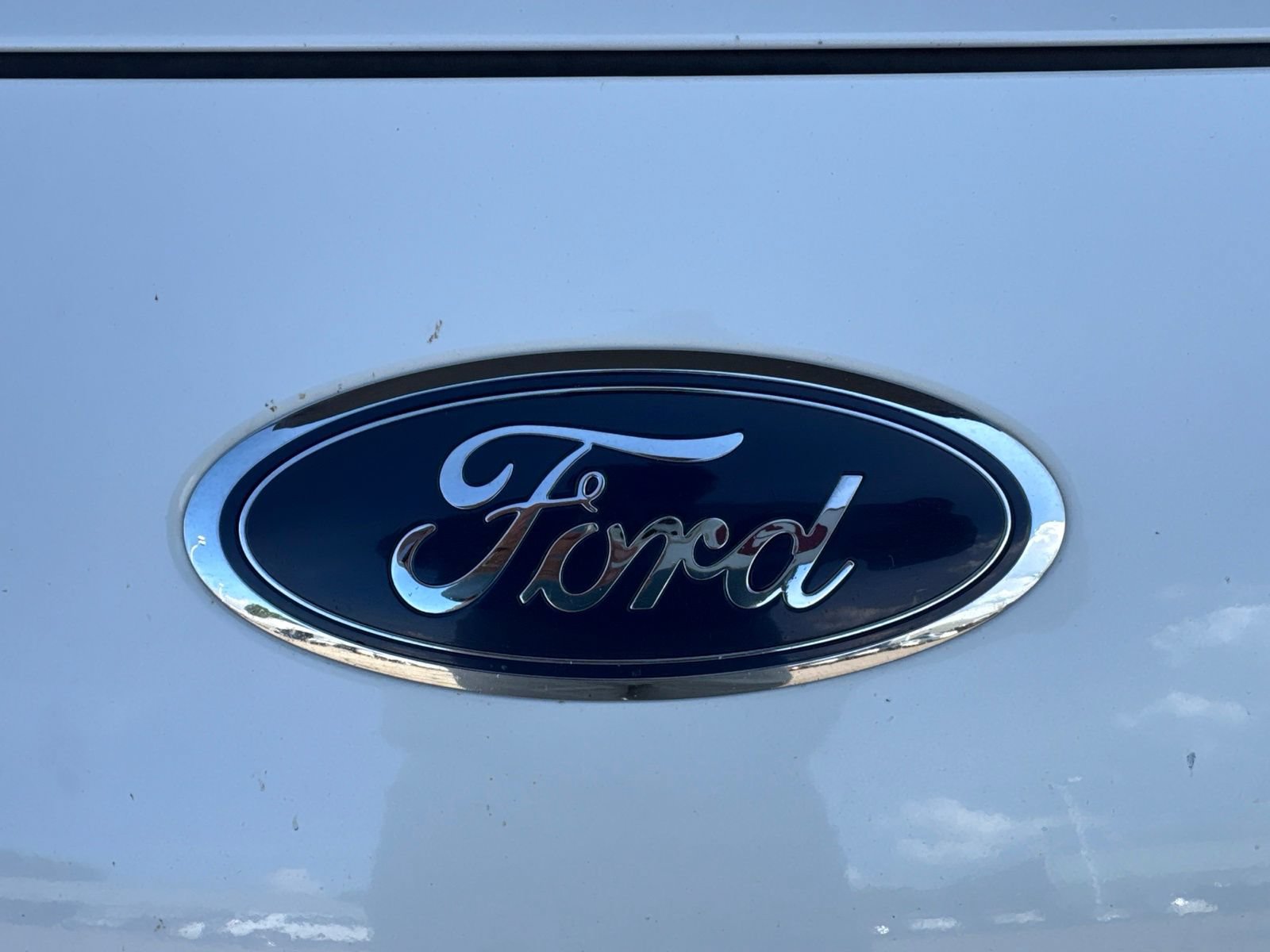 Certified 2020 Ford Escape Titanium AWD/4WD image 13