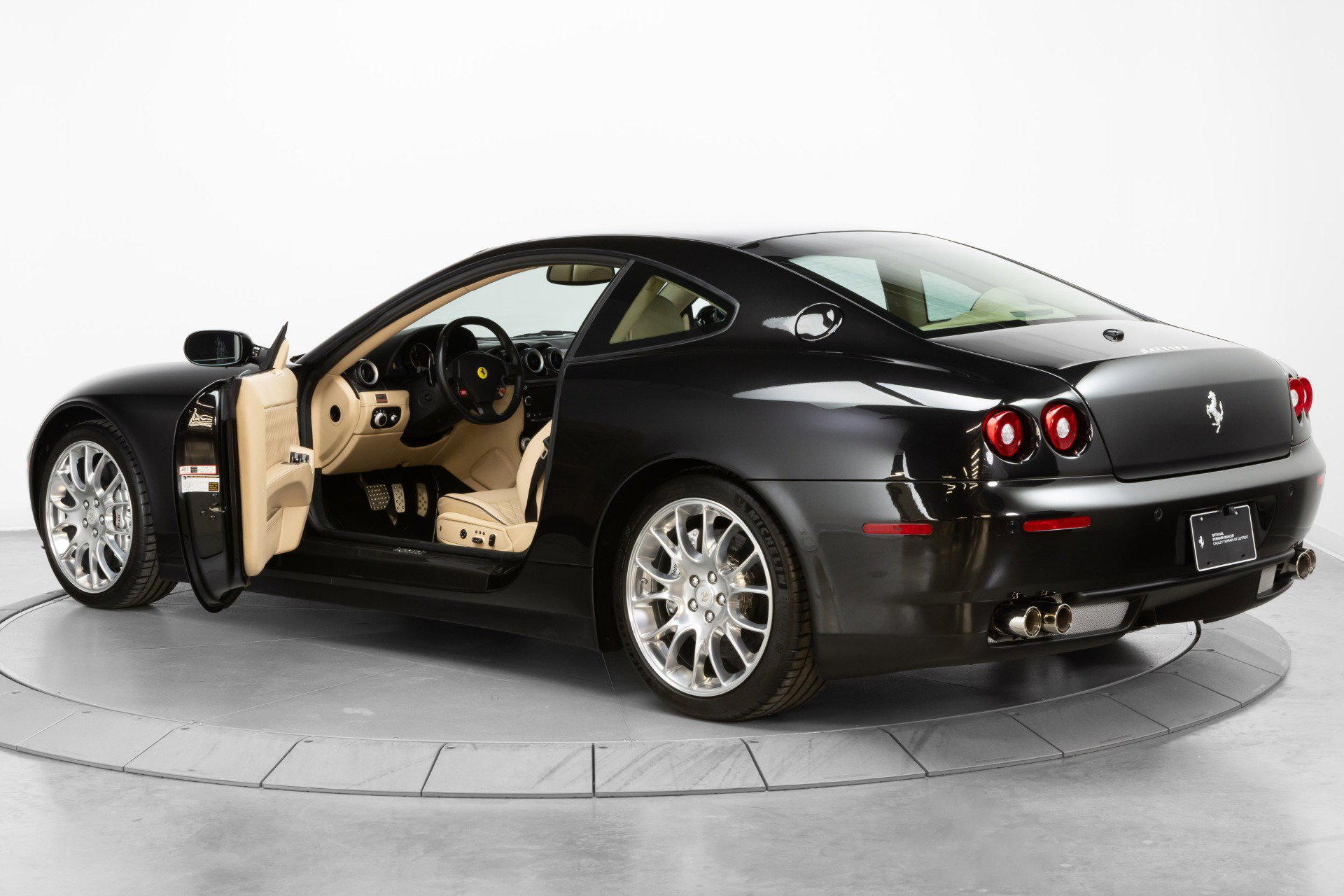 Used 2009 Ferrari 612 Scaglietti RWD image 93