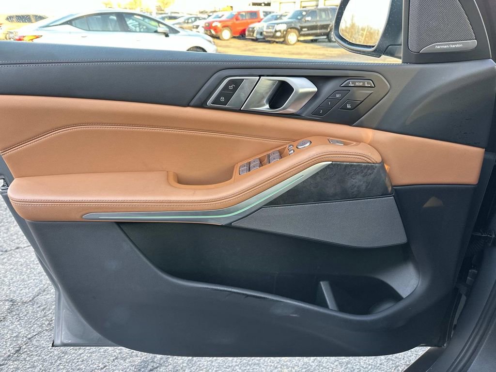 Used 2023 BMW X7 xDrive40i w/ Premium Package image 20