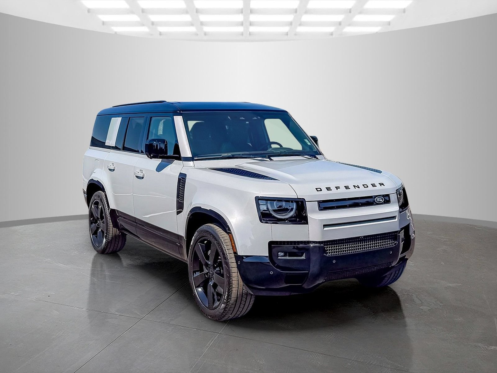 New 2026 Land Rover Defender 130 X-Dynamic SE AWD/4WD image 7