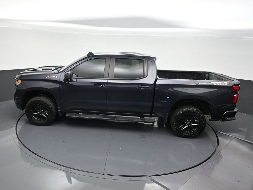 Used 2024 Chevrolet Silverado 1500 LT Trail Boss AWD/4WD image 16