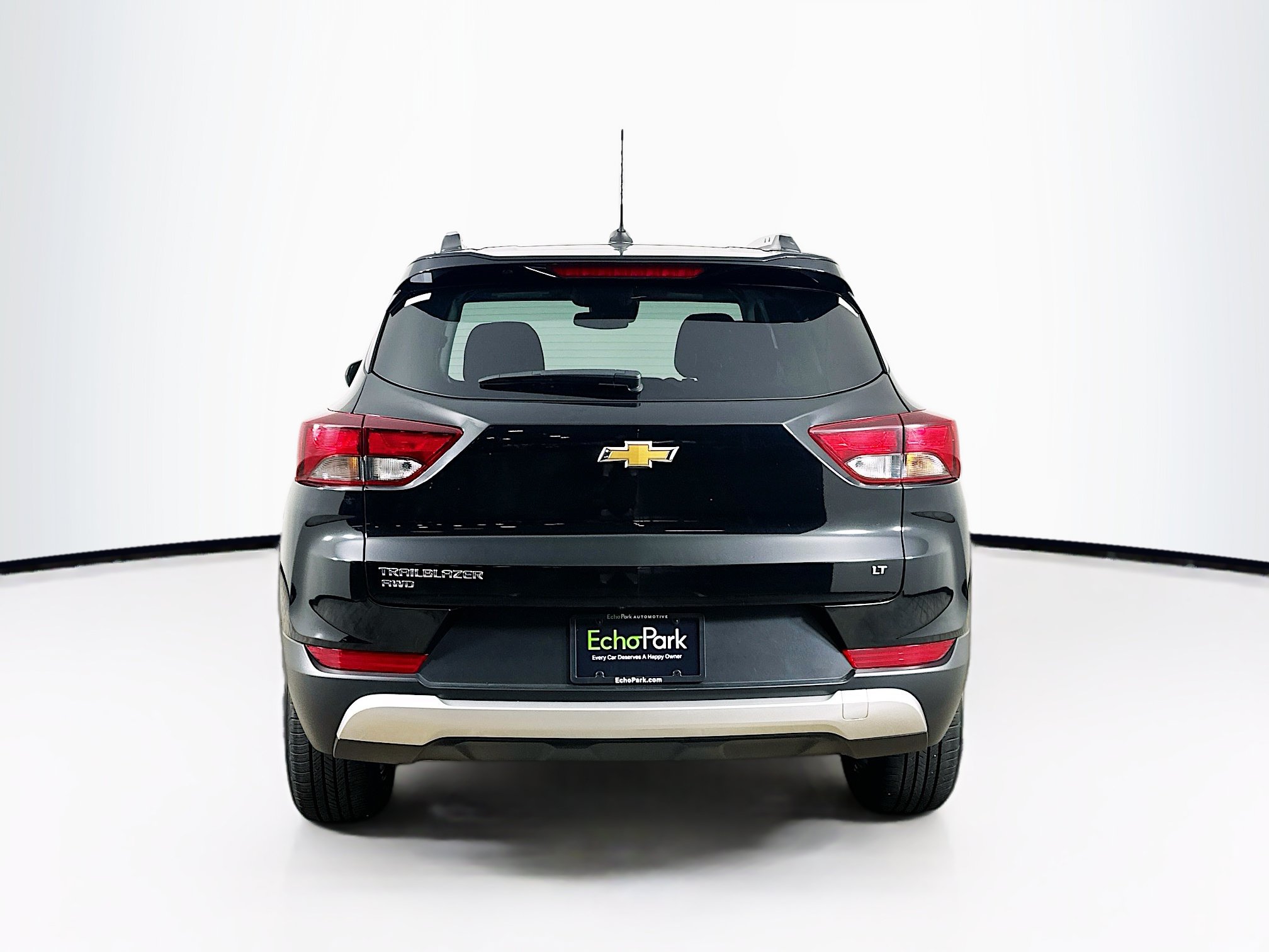 Used 2024 Chevrolet TrailBlazer LT AWD/4WD image 7