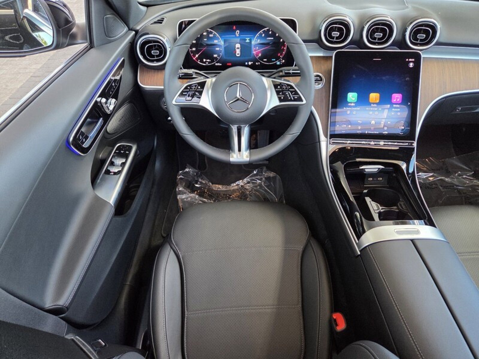 New 2025 Mercedes-Benz C 300 4MATIC Sedan image 14