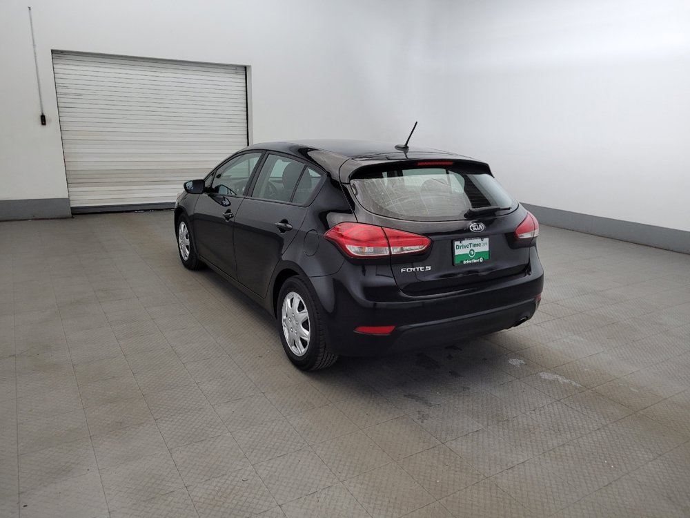 Used 2017 Kia Forte LX FWD image 5