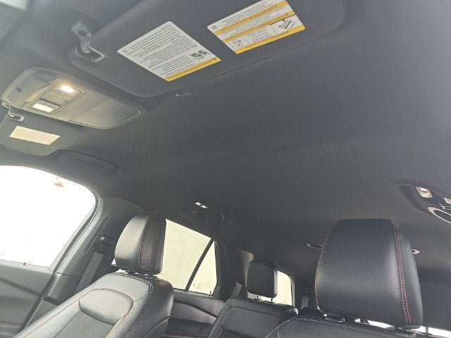 Used 2023 Ford Explorer ST-Line AWD/4WD image 21