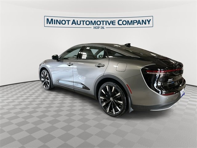 New 2026 Toyota Crown Platinum image 6