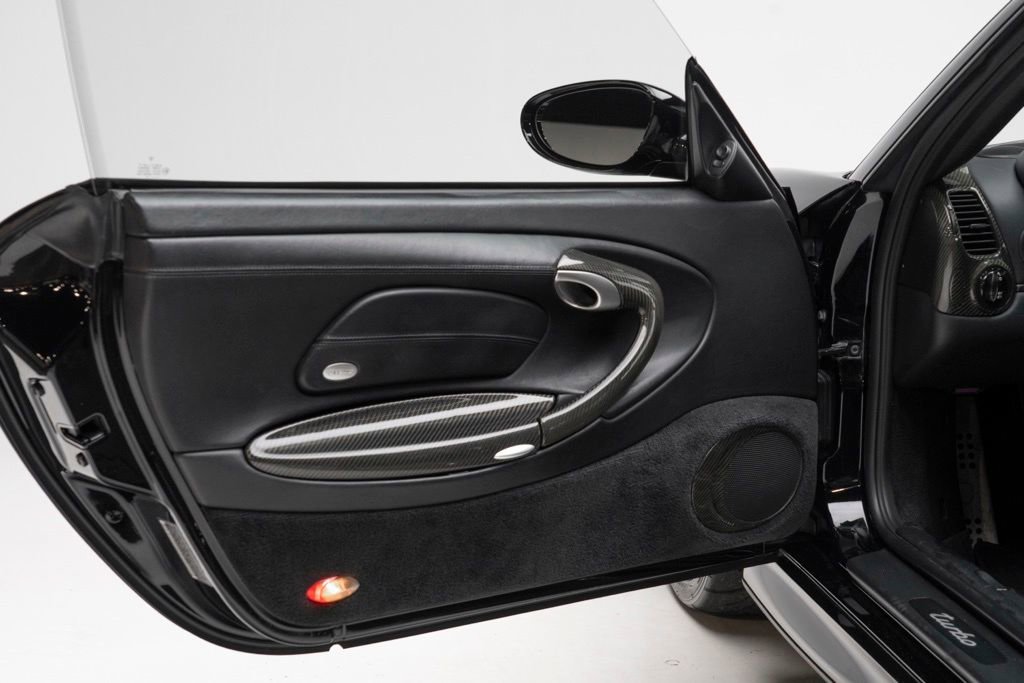 Used 2001 Porsche 911 Turbo image 16