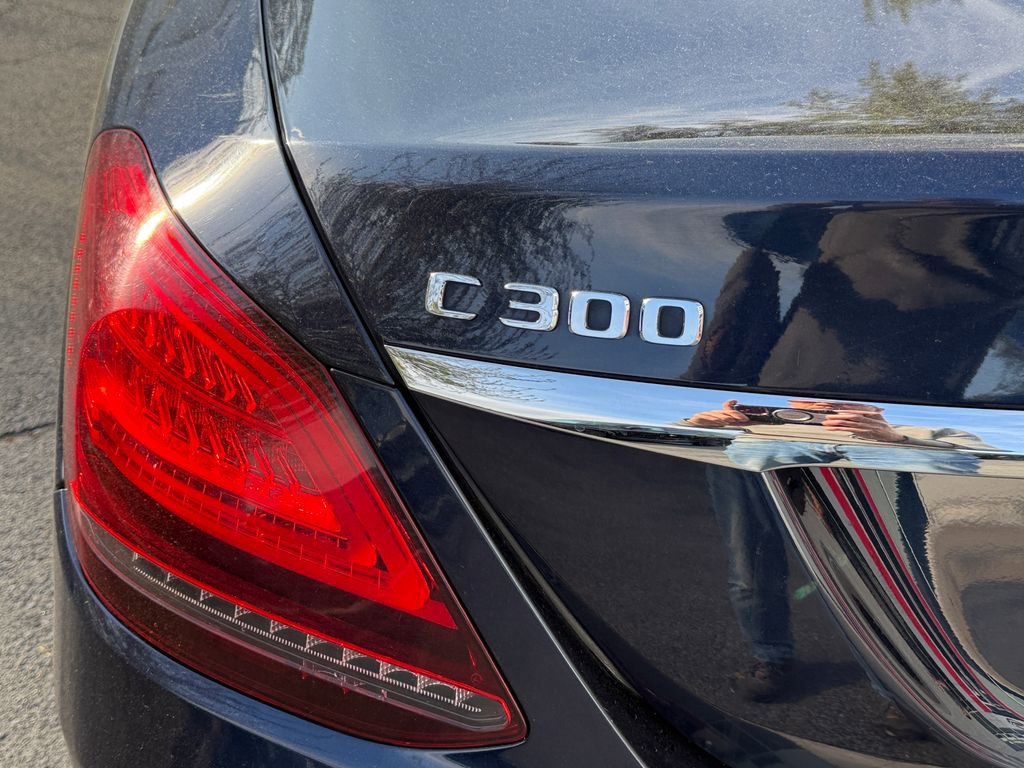 Used 2020 Mercedes-Benz C 300 4MATIC Sedan image 29