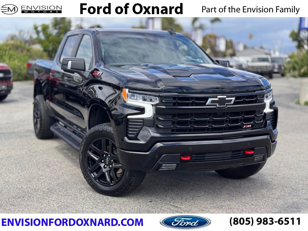 Used 2025 Chevrolet Silverado 1500 LT Trail Boss w/ LT Trail Boss Premium Package image 1