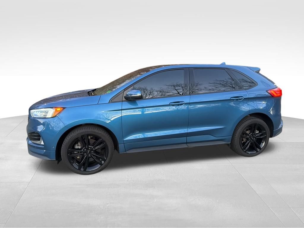 Used 2019 Ford Edge ST w/ Equipment Group 401A image 2