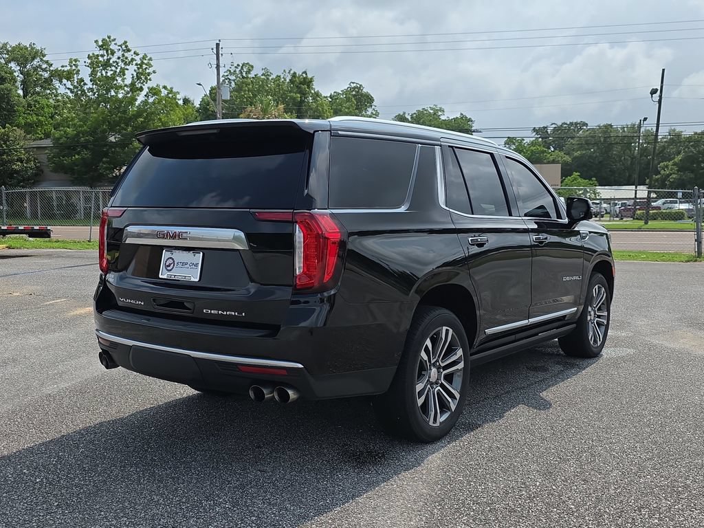 Used 2021 GMC Yukon Denali w/ Denali Premium Package RWD image 6