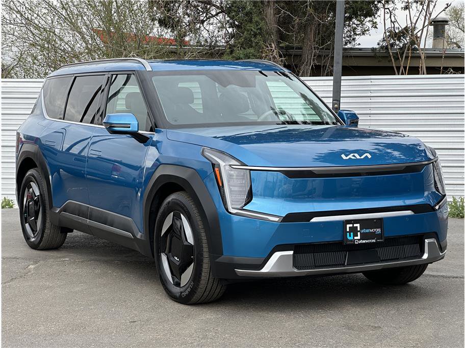 Used 2024 Kia EV9 Wind image 8