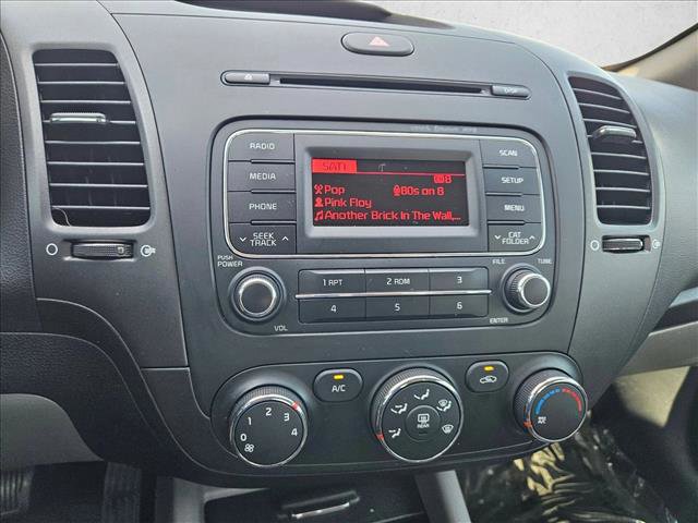 Used 2015 Kia Forte LX image 13