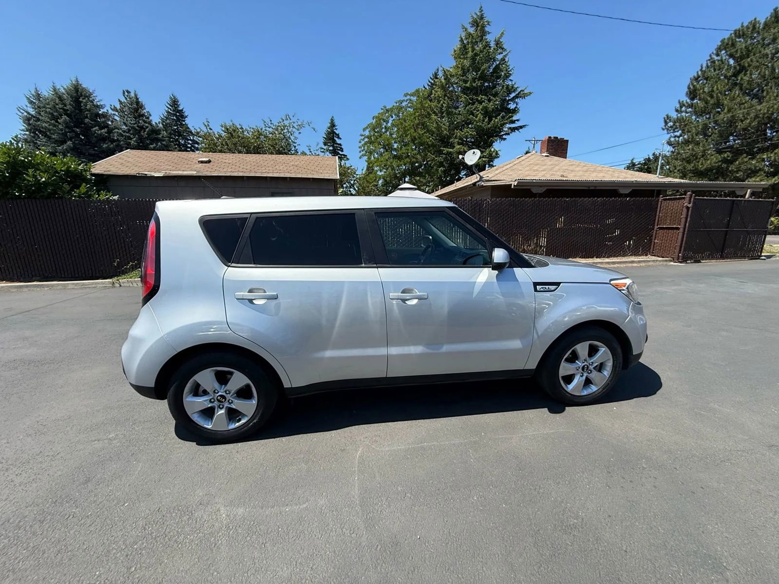 Used 2019 Kia Soul image 4