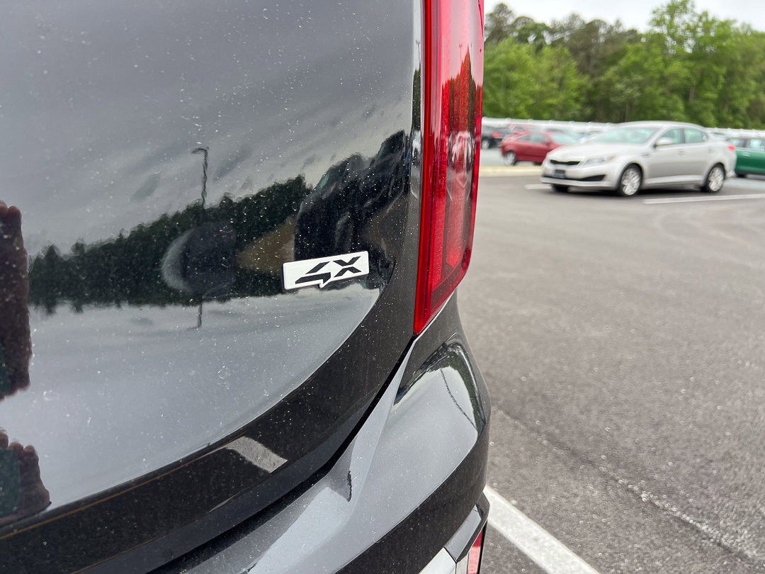 Used 2023 Kia Telluride LX AWD/4WD image 5