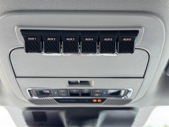 New 2025 Ford F250 Lariat w/ Lariat Ultimate Package image 21