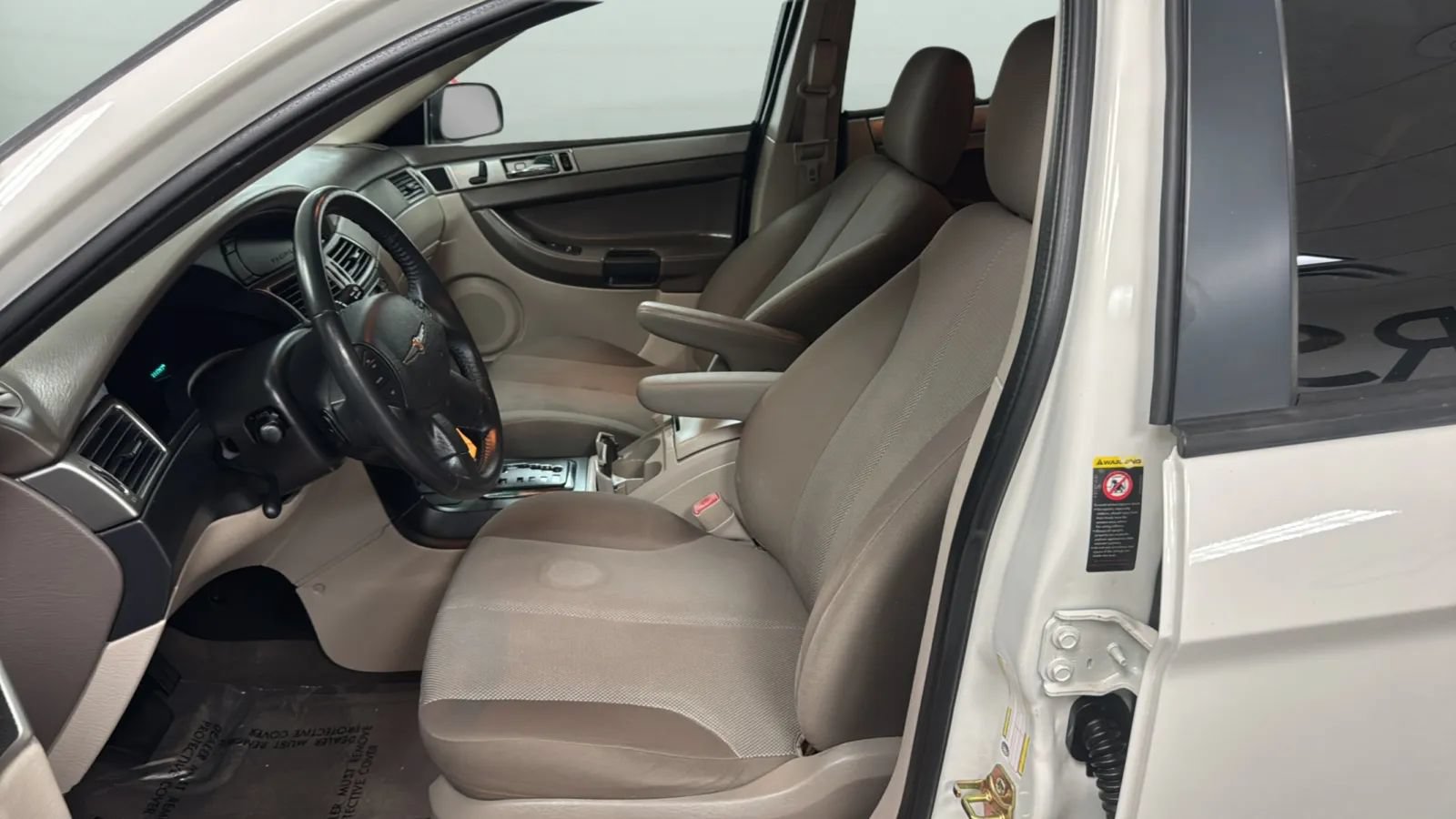 Used 2005 Chrysler Pacifica 2WD image 22