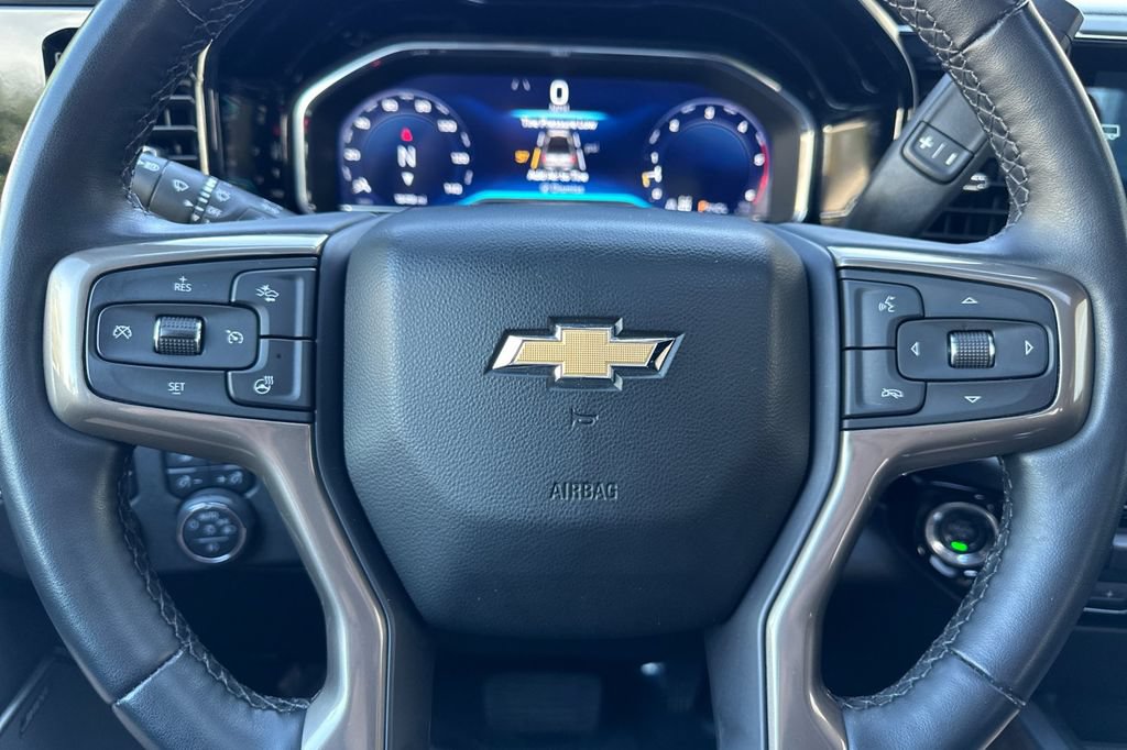 Used 2024 Chevrolet Silverado 2500 High Country w/ High Country Premium Package AWD/4WD image 23