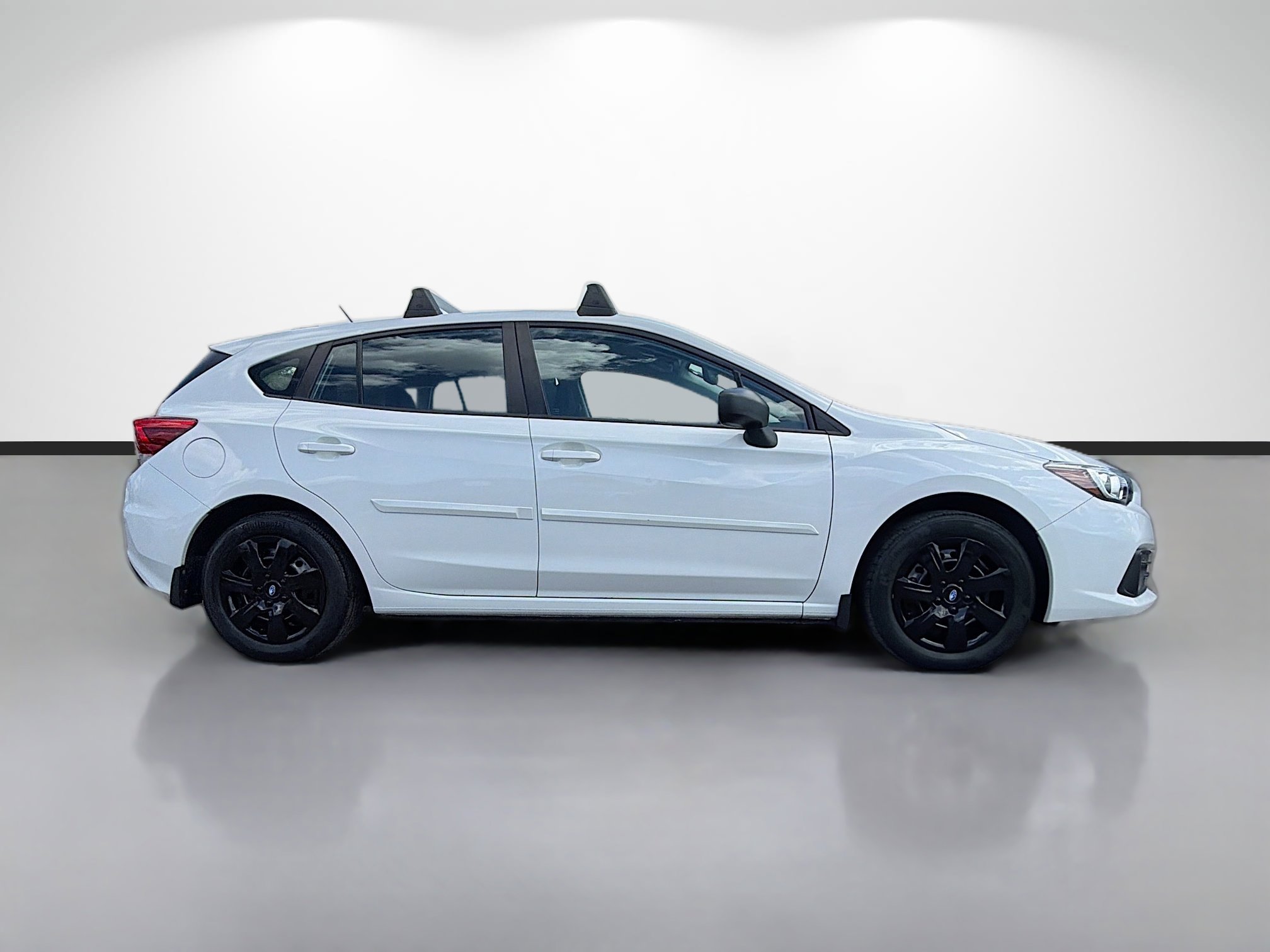 Used 2020 Subaru Impreza 2.0i image 2