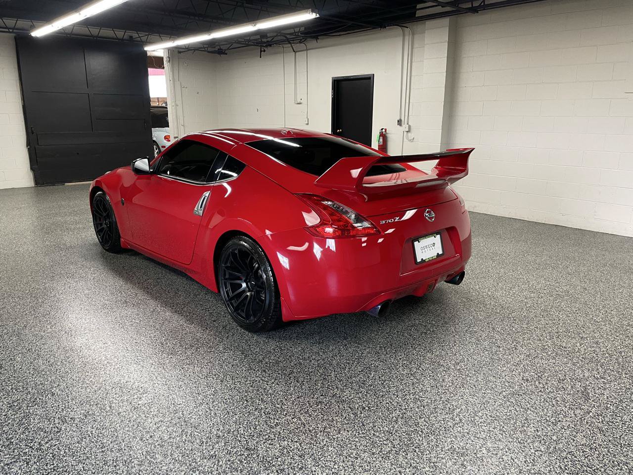 Used 2014 Nissan 370Z Touring w/ Sport Package RWD image 7