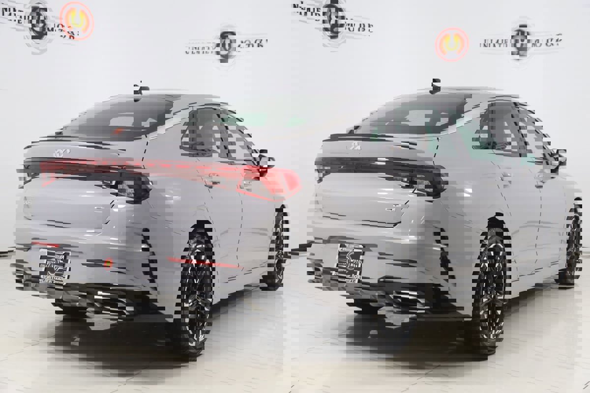 Used 2023 Kia K5 GT-Line image 3