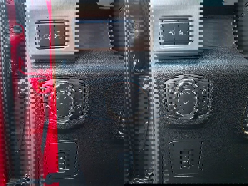 Used 2017 Ford F150 Platinum w/ Equipment Group 701A Luxury AWD/4WD image 33