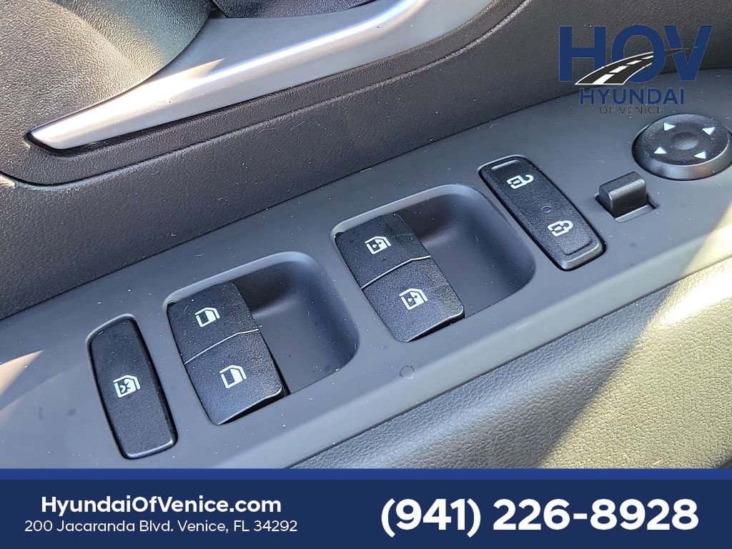 Certified 2024 Hyundai Santa Cruz Night image 29