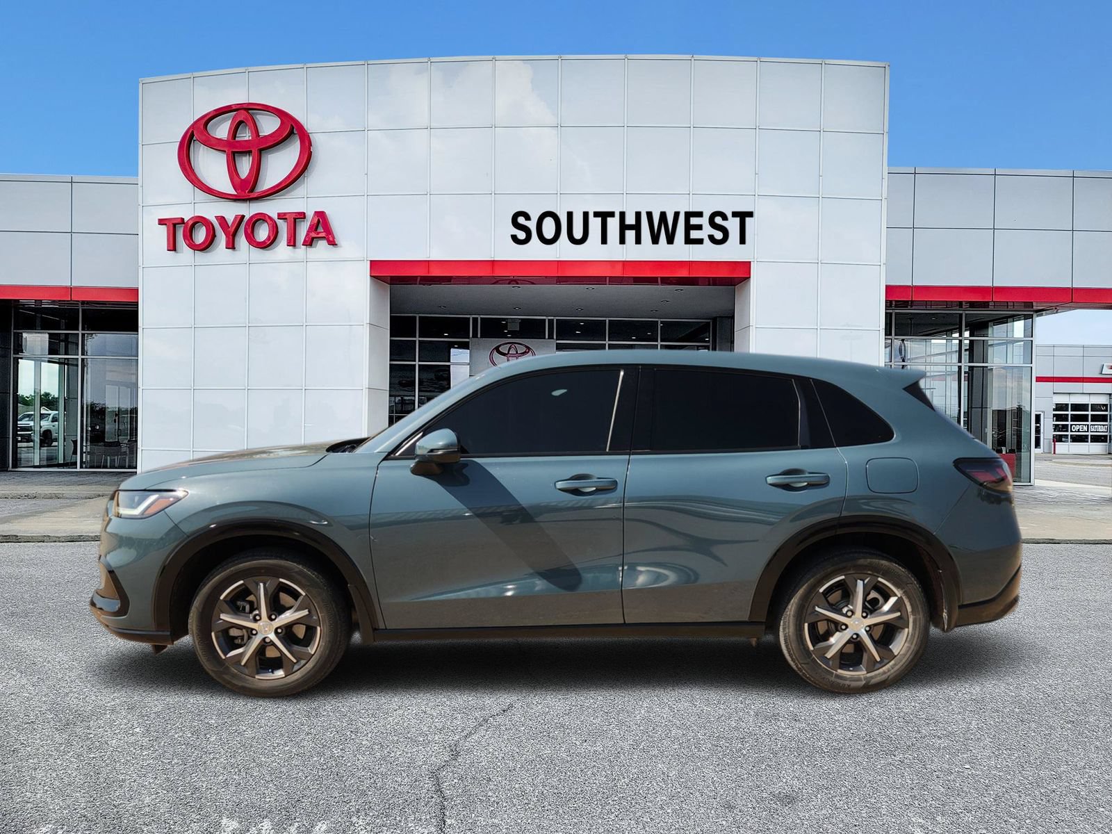 Used 2024 Honda HR-V EX-L video 3