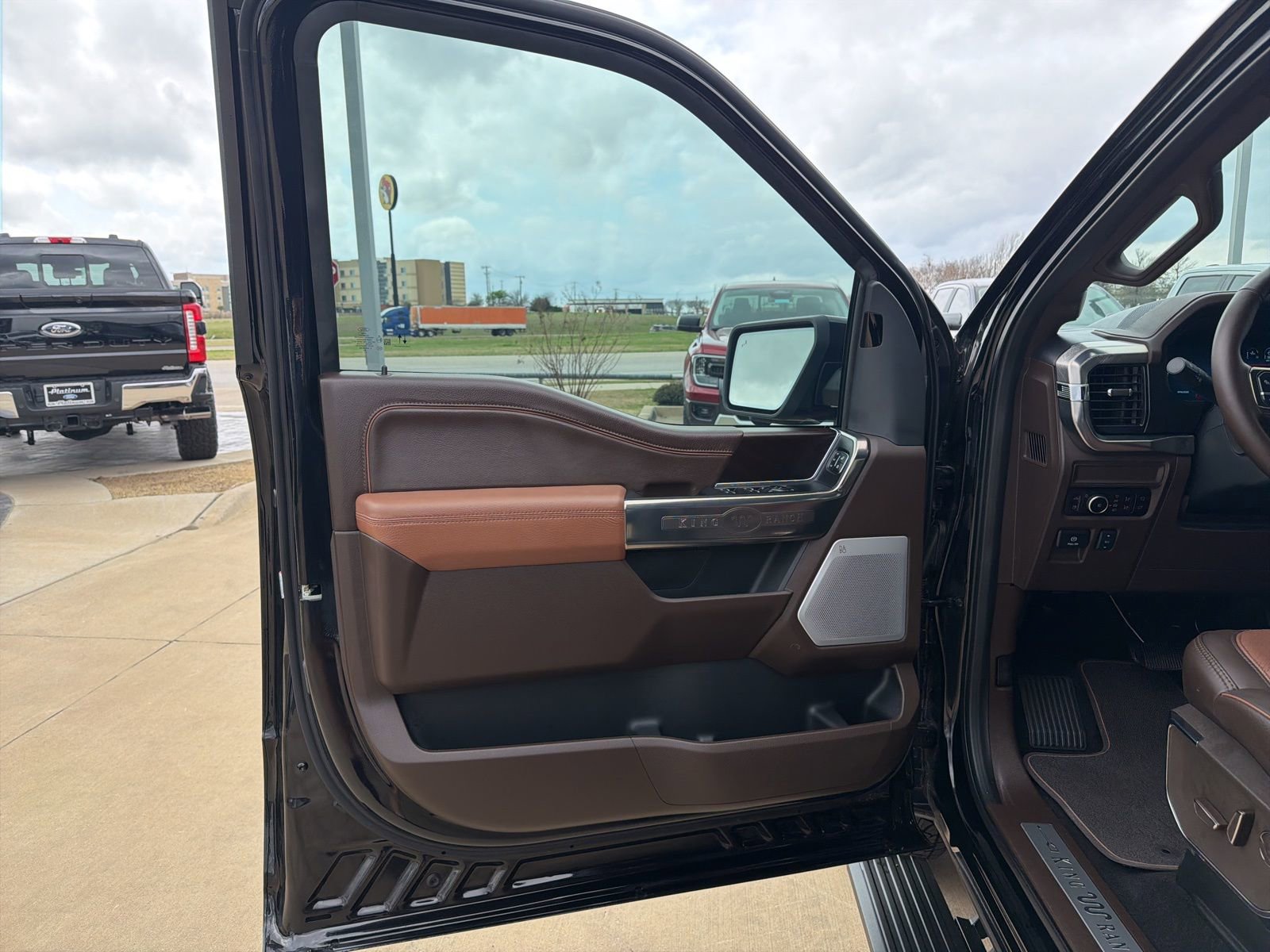 Certified 2025 Ford F150 King Ranch w/ FX4 Off-Road Package image 15