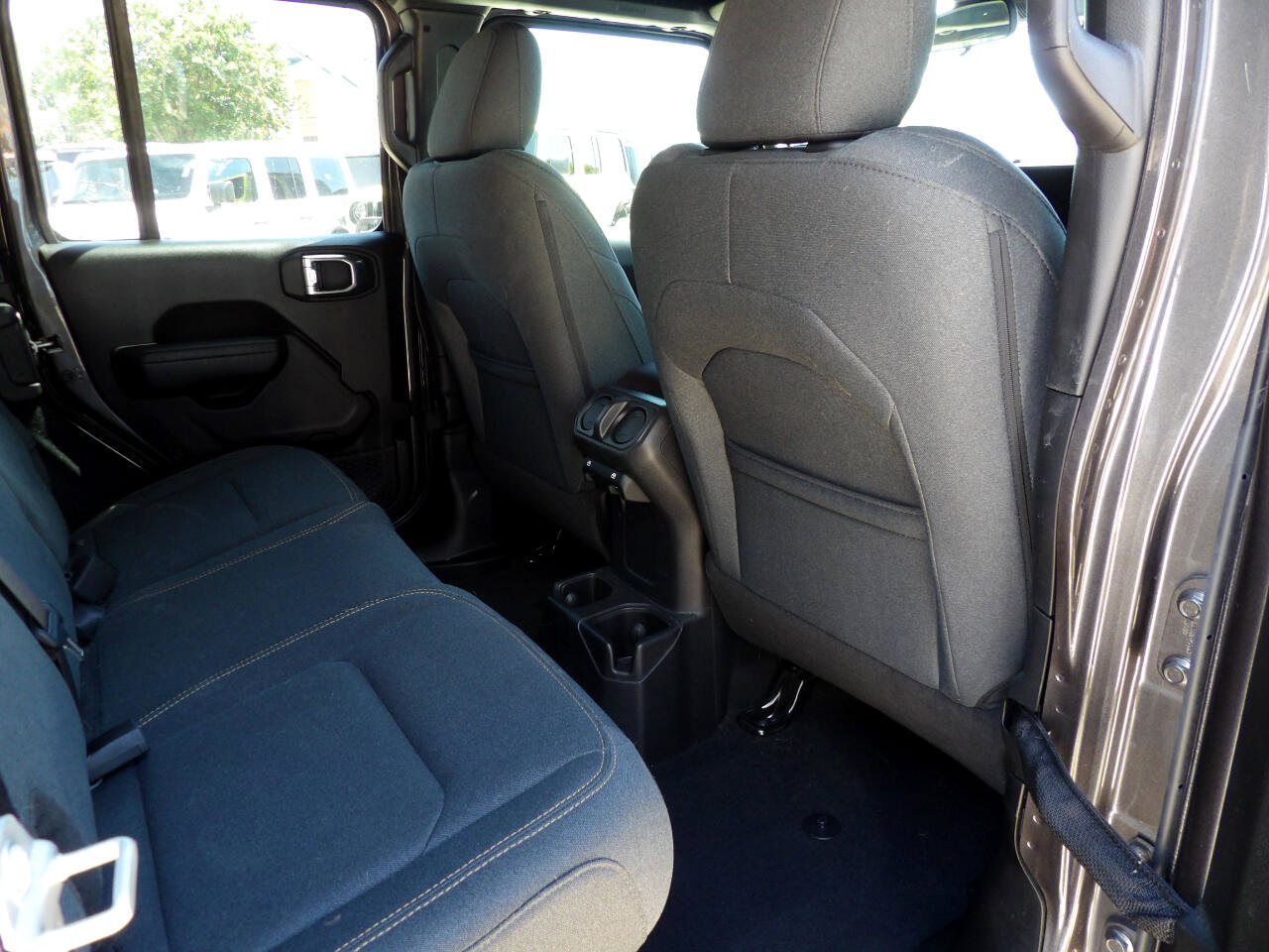 Used 2024 Jeep Wrangler Unlimited Sport image 10