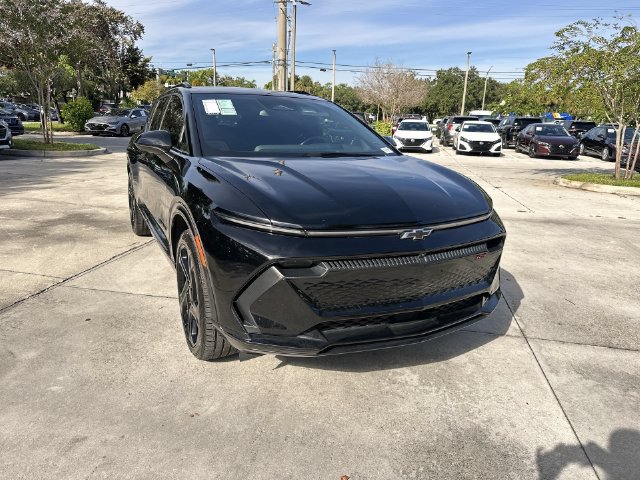 Used 2025 Chevrolet Equinox EV RS FWD image 17