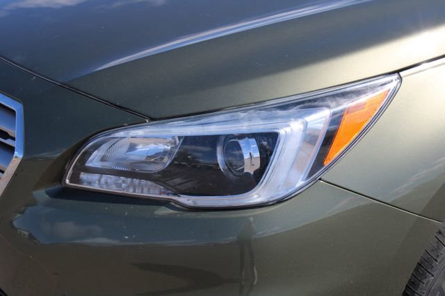 Used 2017 Subaru Outback 2.5i Premium image 10