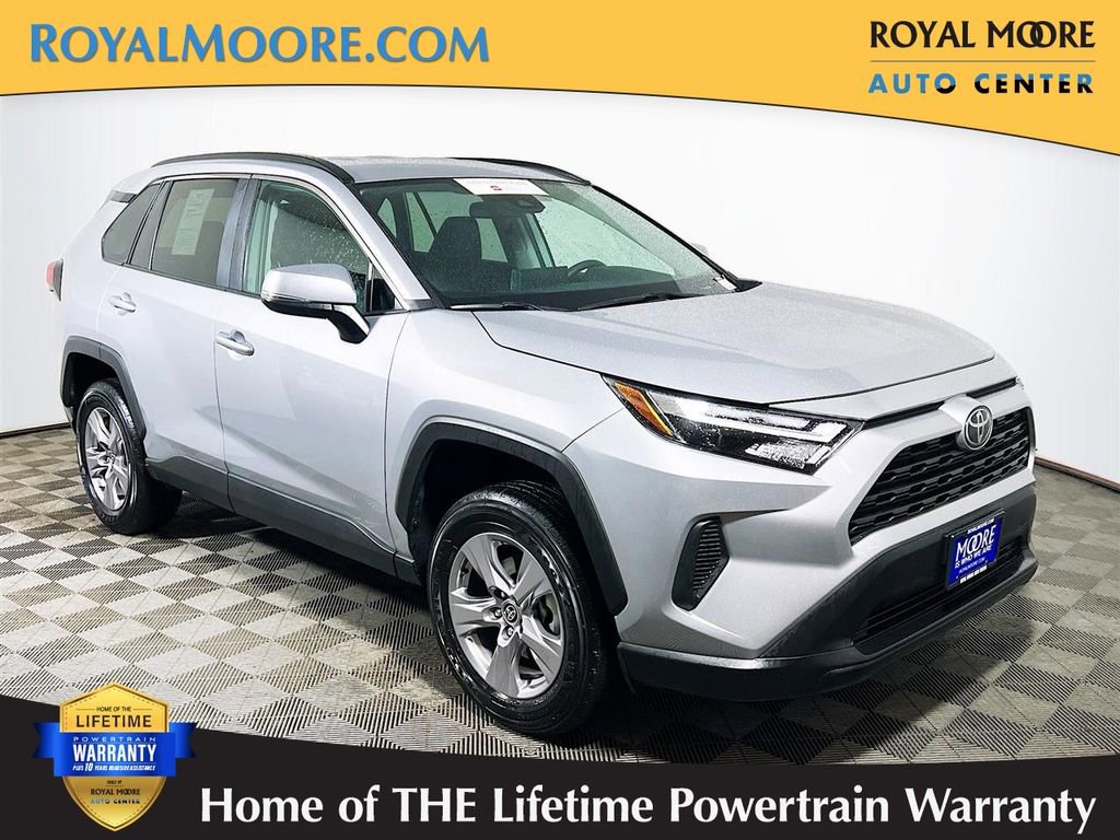 Certified 2025 Toyota RAV4 XLE AWD/4WD image 1