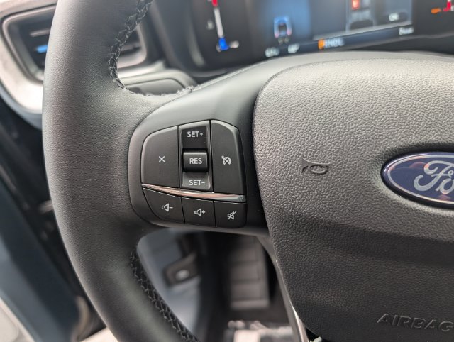 New 2026 Ford Maverick XLT w/ XLT Luxury Package FWD image 17