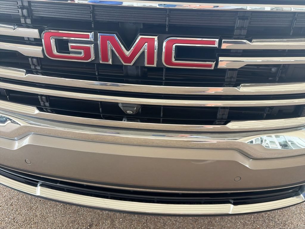 Used 2023 GMC Acadia SLT w/ Technology Package FWD image 35
