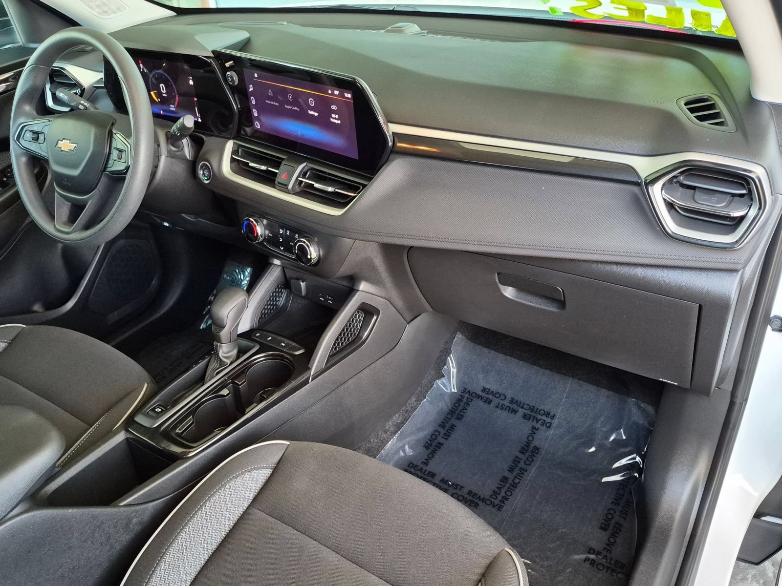Used 2025 Chevrolet TrailBlazer LS w/ LS Convenience Package FWD image 28