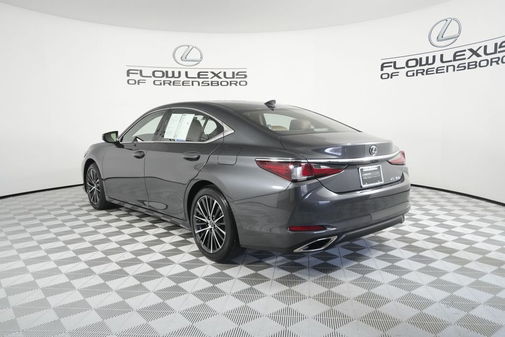 Certified 2024 Lexus ES 350 w/ Premium Package image 5