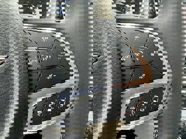 New 2023 Chrysler Pacifica Touring-L image 17